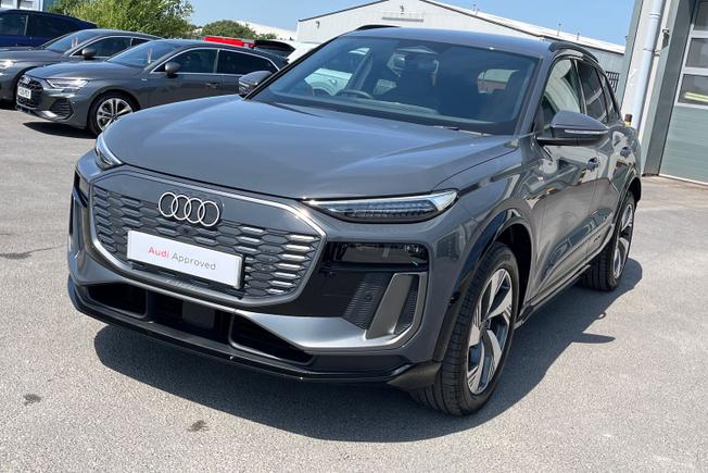 AUDI Q6 E-Tron Photo 55