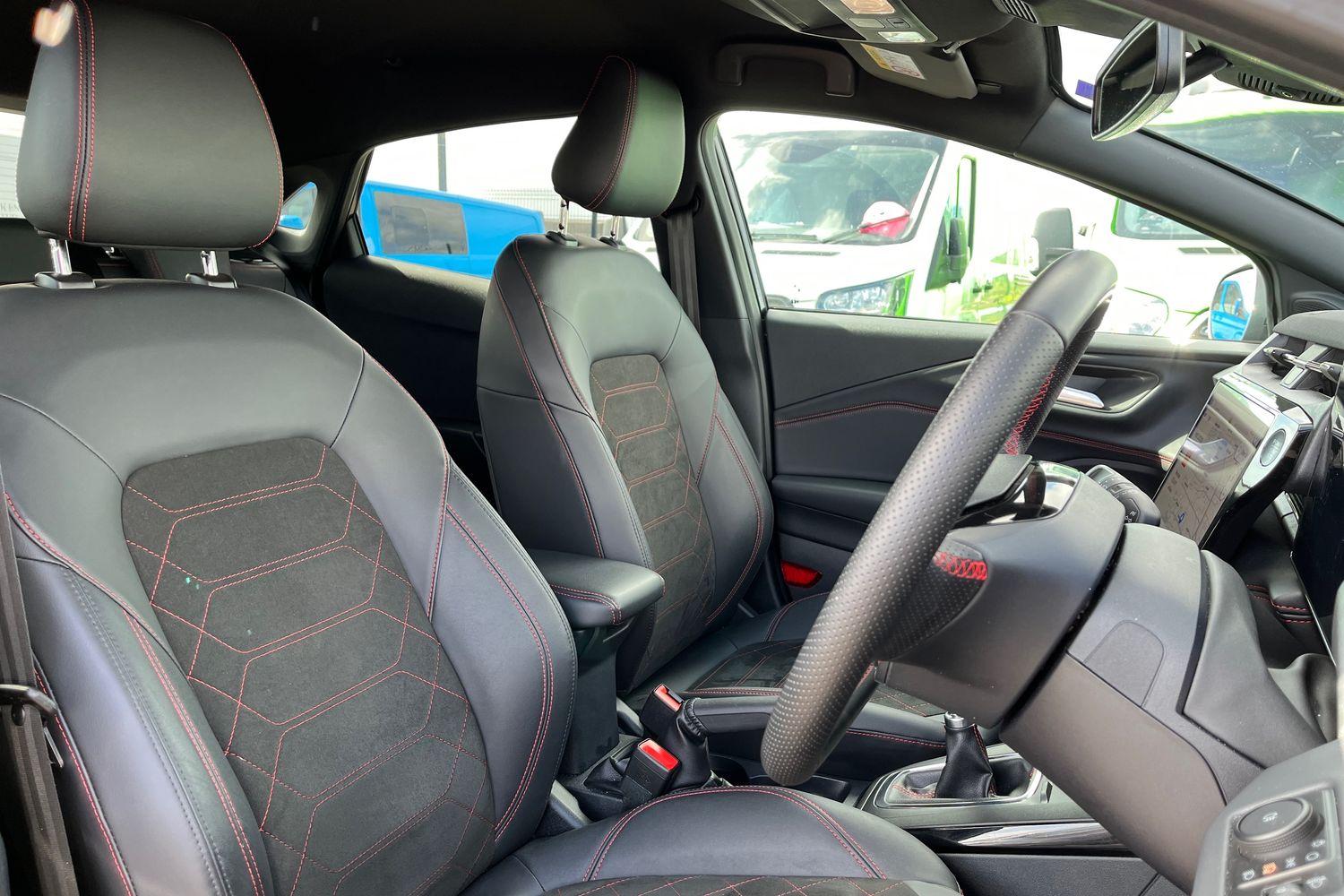 Ford PUMA Photo 16