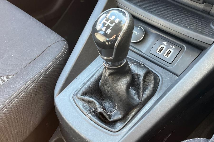 Ford KA+ Photo autoimg-225e0da75d0e94fa04988c874aa518da2da784ca.jpg