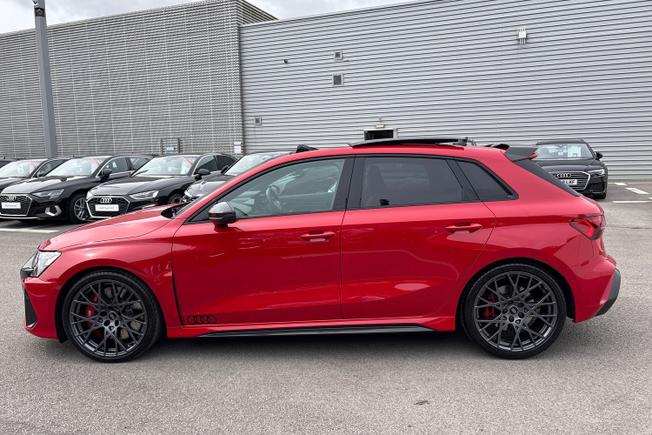 Audi RS3 Photo 28