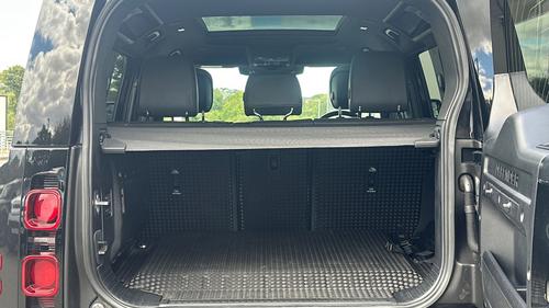 Land Rover Defender Photo autoimg-2264e90b0ac6279a866231fe05f61693e523452b.jpg