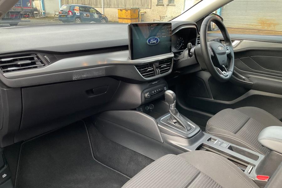 Ford Focus Photo autoimg-2268890a98b626ae1933c8d518af32535617a505.jpg