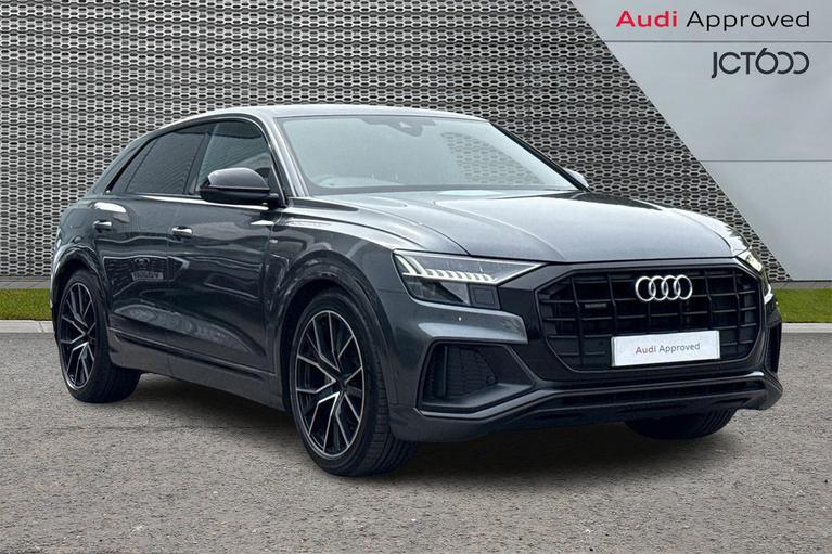 Used AUDI Q8