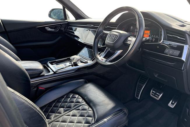 AUDI SQ7 Photo 6
