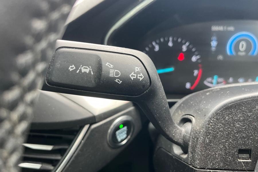 Ford FOCUS Photo autoimg-226b7453ee3cd188aed4237181b4ecfd6573fa87.jpg