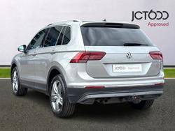 Volkswagen Tiguan Photo 3
