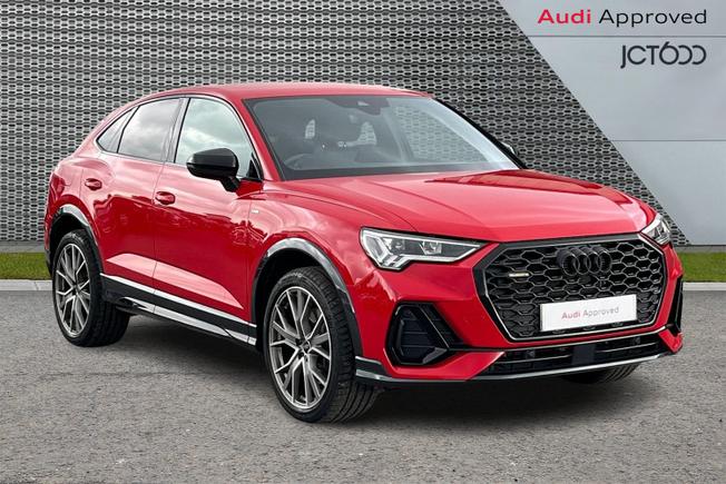 AUDI Q3 Photo 1