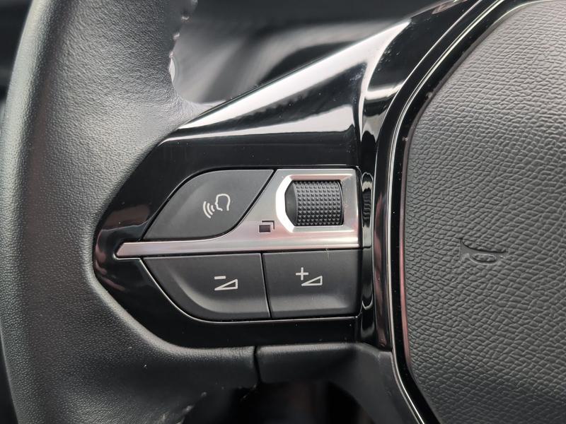 Used Peugeot 208 NV70KYT 36