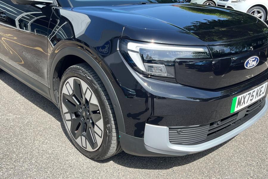 Ford Explorer Photo autoimg-227b32278d8886044a65abad36f028b5e3f226ff.jpg
