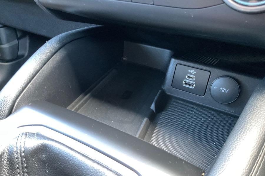 Ford Kuga Photo autoimg-227d5a76595226346f9447addaa5049441257308.jpg