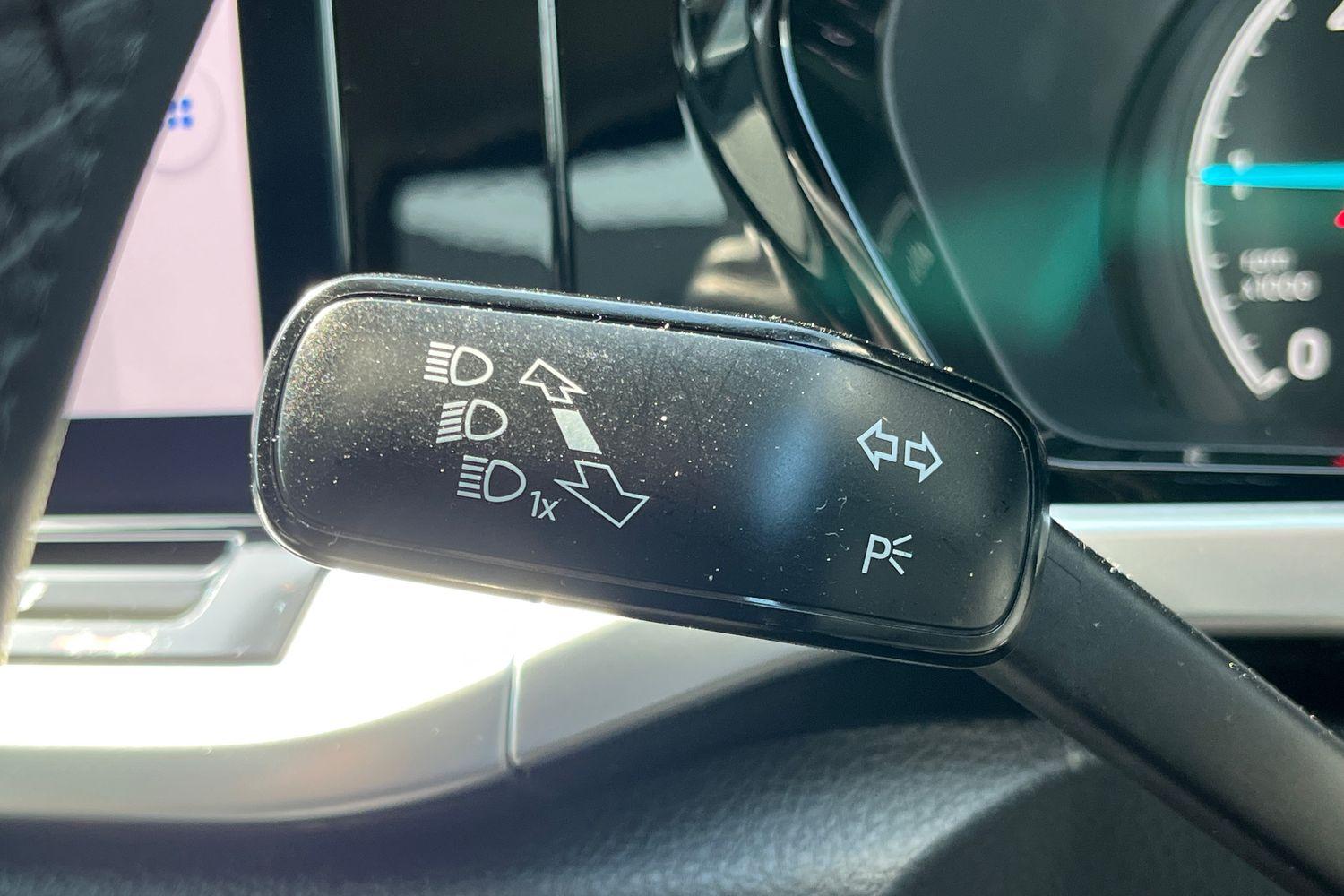 Ford TOURNEO CONNECT Photo 13