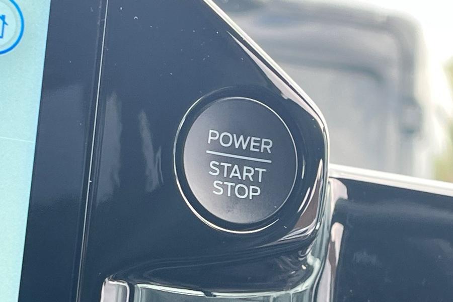 Ford TRANSIT CUSTOM Photo autoimg-2281d1017871dfb324b6221659879dc99952d7c8.jpg