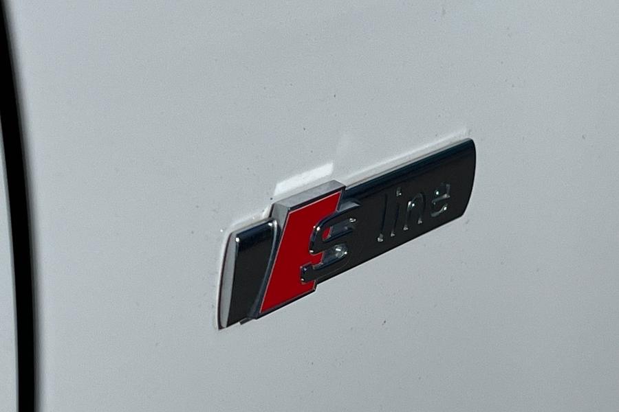 Audi A4 Photo autoimg-22849101adf133ba91cbcc09cc6d214c5150a533.jpg