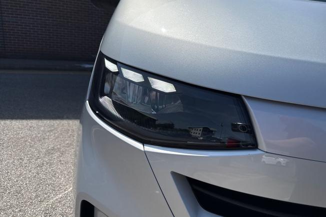 VOLKSWAGEN Transporter Photo 19