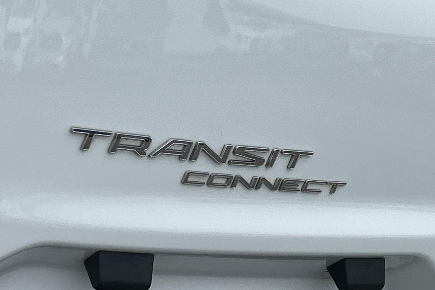 Ford TRANSIT CONNECT Photo 19