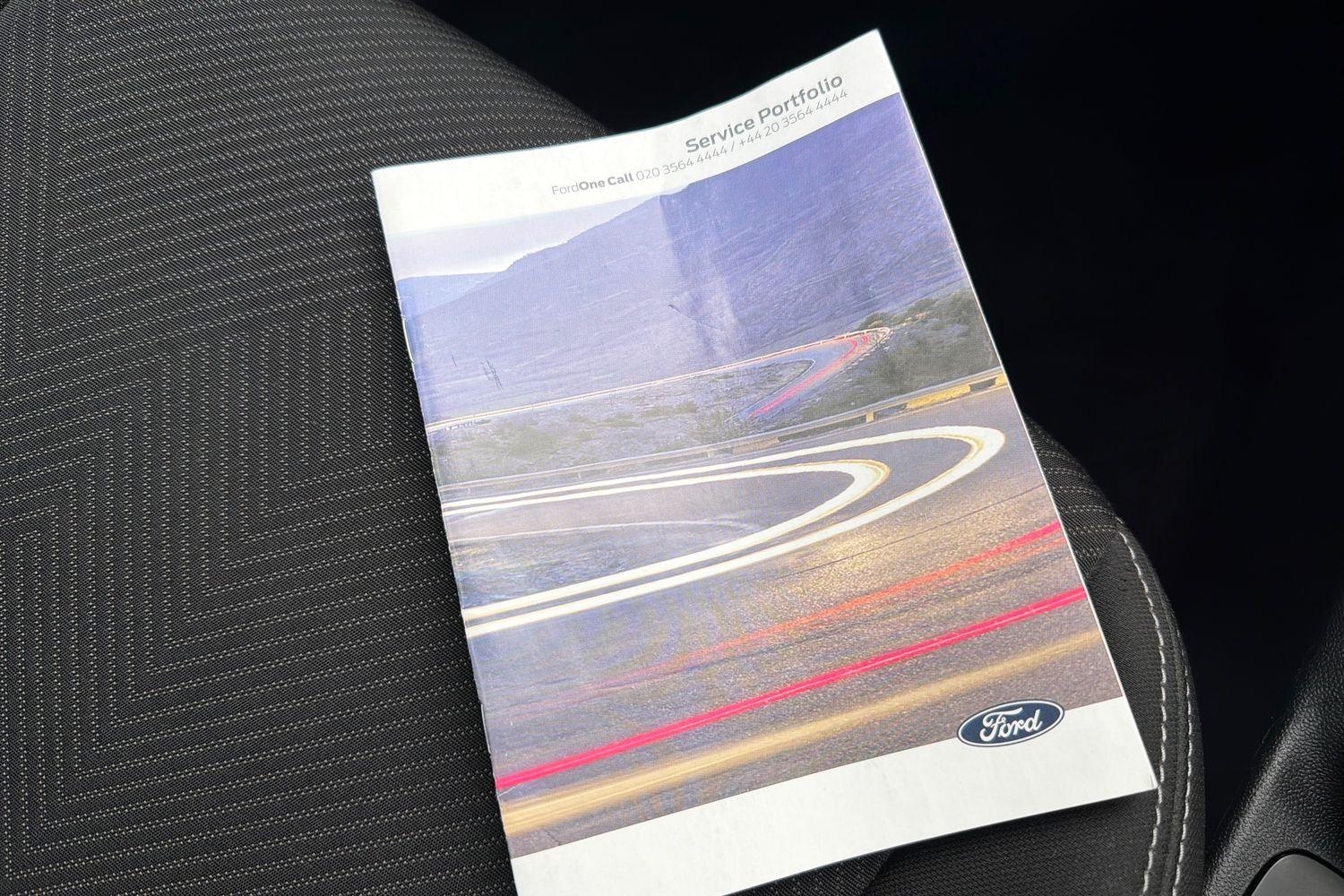 Ford FIESTA Photo 21