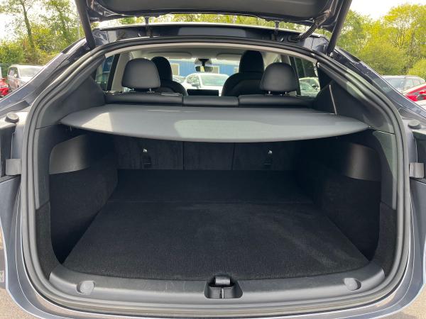 TESLA Model Y Photo autoimg-228edec5123ceec1e5c193d2527f4cd31a758f9e.jpg