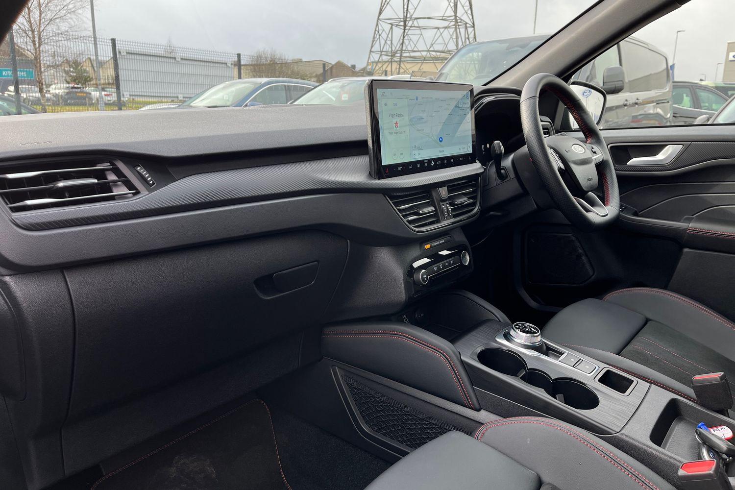 Ford Kuga Photo 17