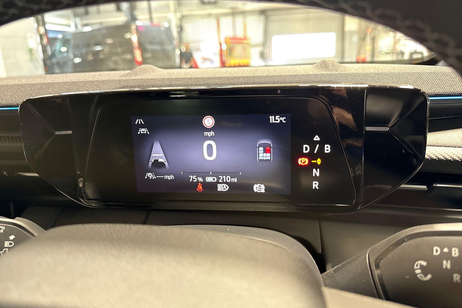 Ford Explorer Photo 12