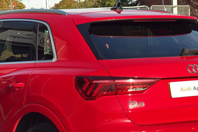 AUDI Q3 Photo 49