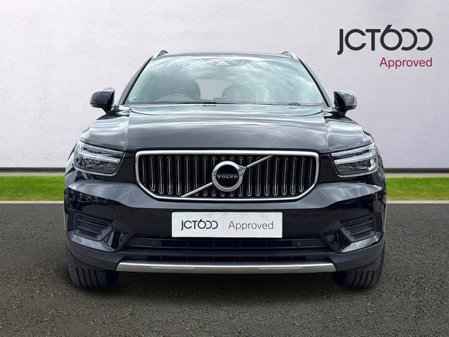 VOLVO Xc40 Photo 8