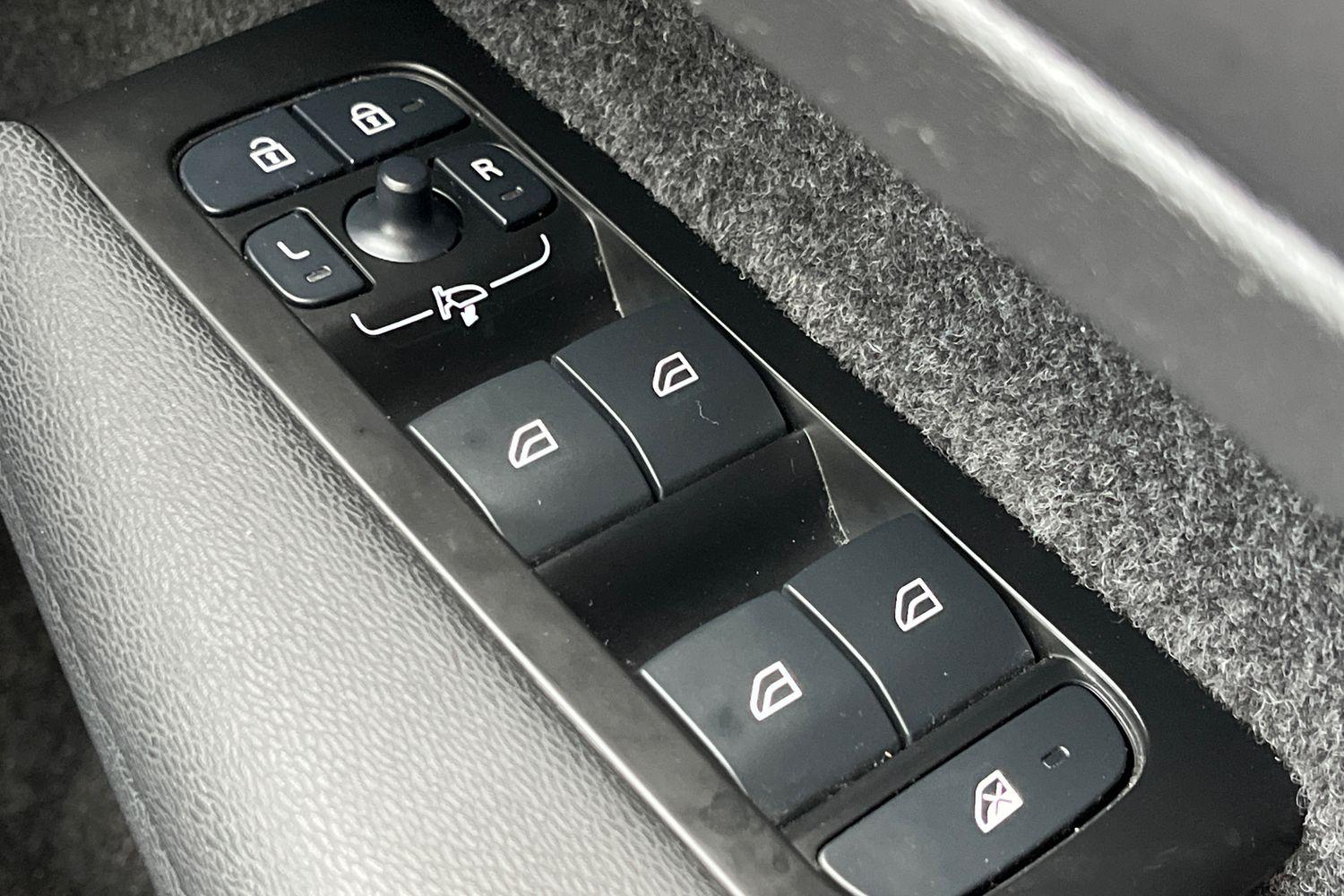 Volvo XC40 Photo 15