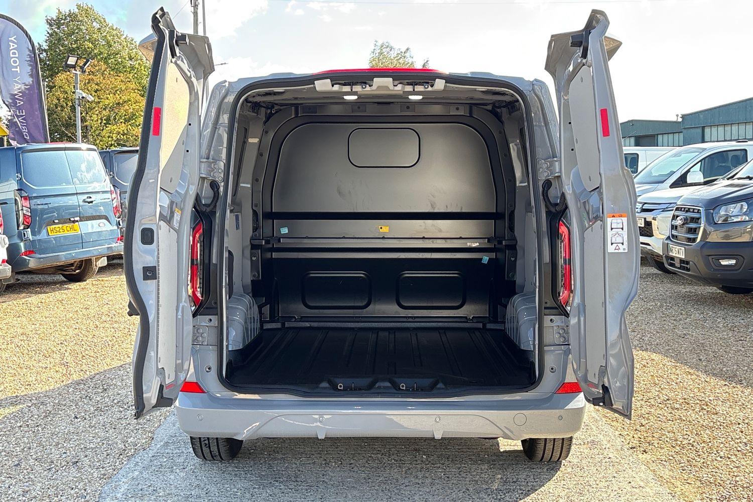 Ford TRANSIT CUSTOM Photo 5
