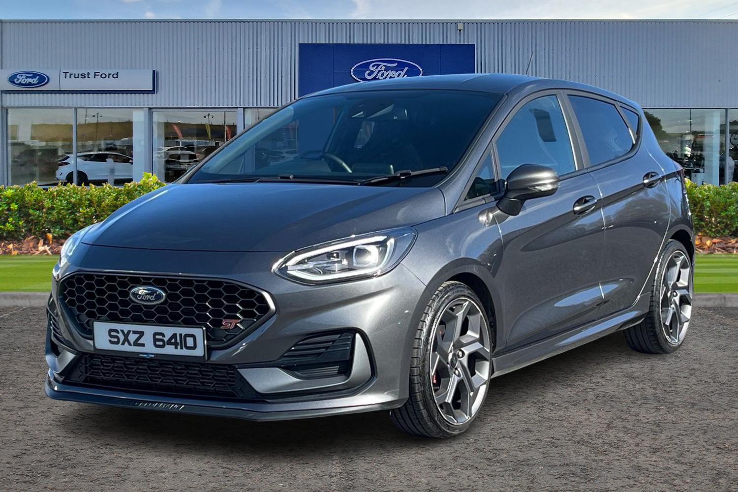 Ford FIESTA Photo 4