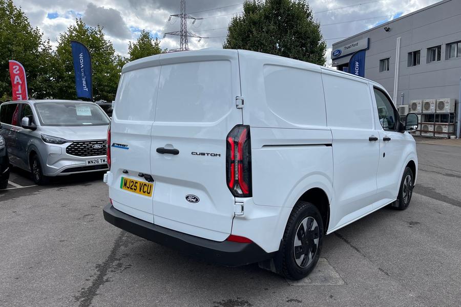 Ford E-TRANSIT CUSTOM Photo autoimg-22a029321f0023f47ee28c4ba1f07062e099778d.jpg