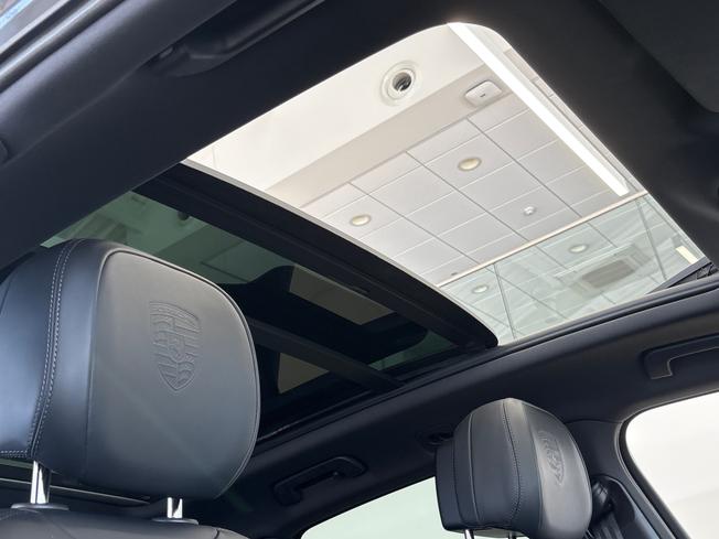 PORSCHE Cayenne Photo 28