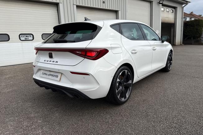 CUPRA Leon Photo 22