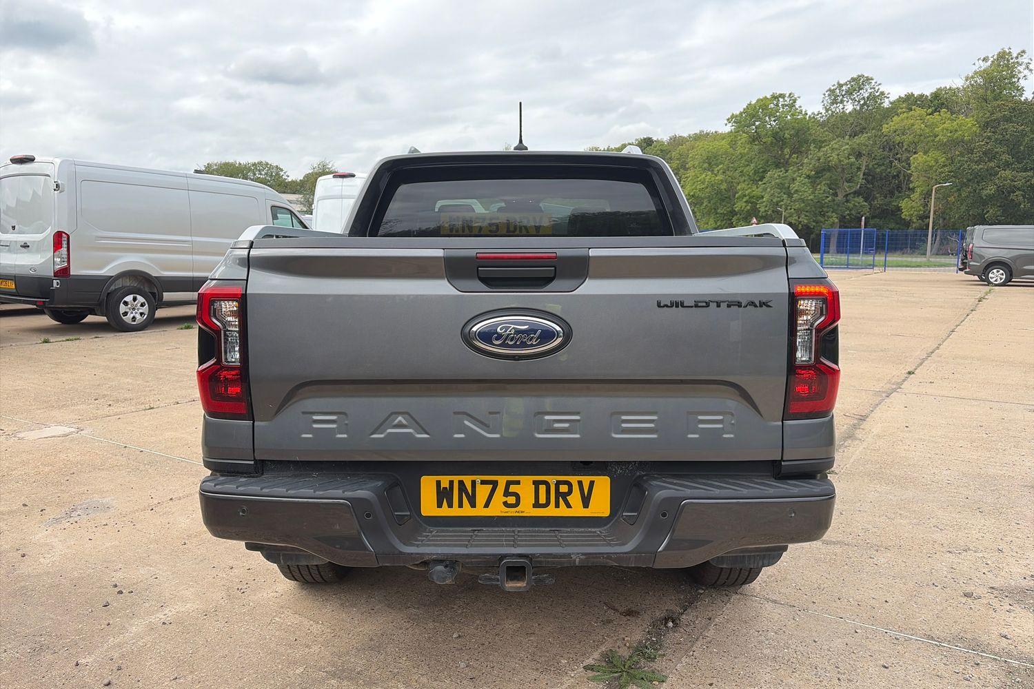 Ford RANGER Photo 12