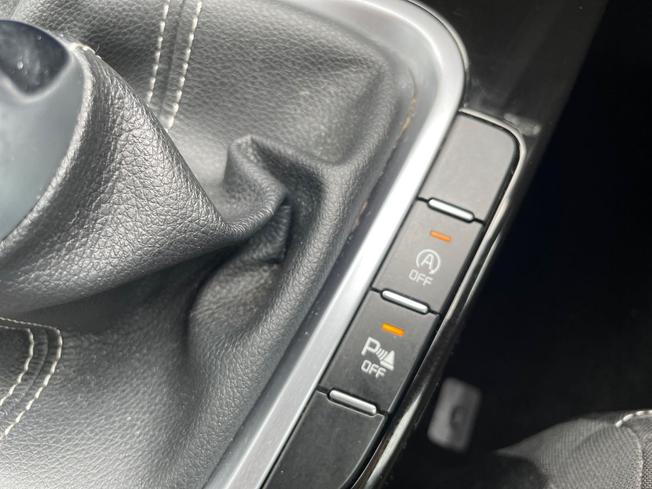 KIA Ceed Photo 37