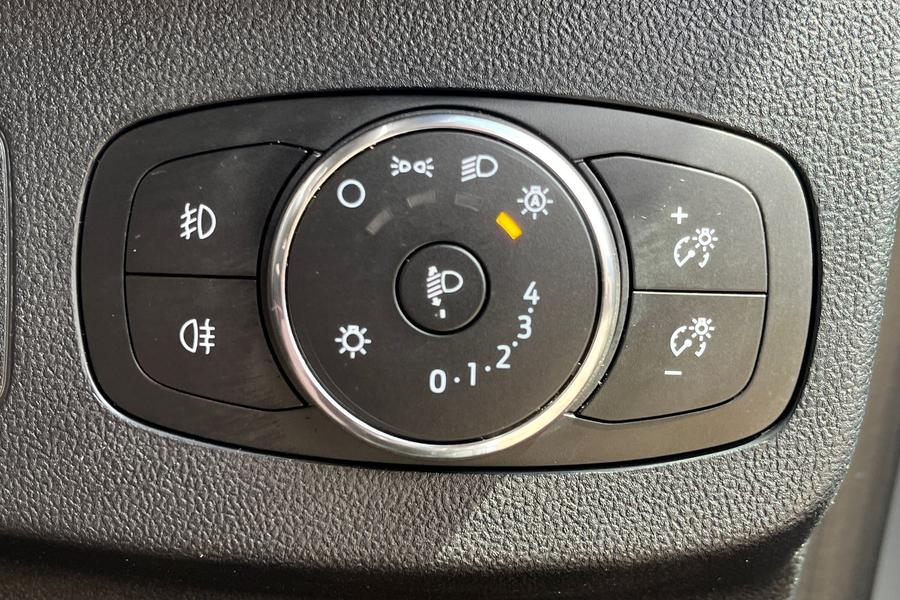 Ford PUMA Photo autoimg-22af3510a4520bc653ab5cb9e7326363b4a233d1.jpg