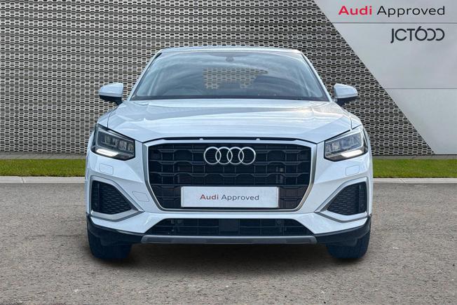 AUDI Q2 Photo 8