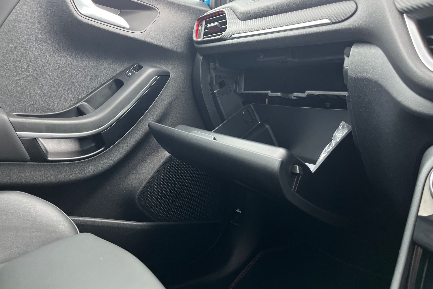 Ford PUMA Photo 32