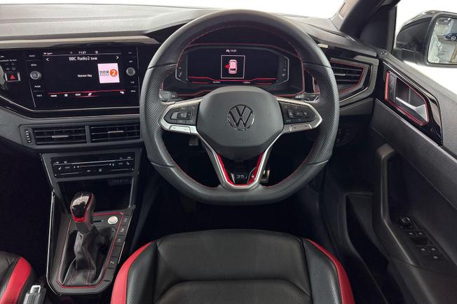 VOLKSWAGEN Polo Photo 11