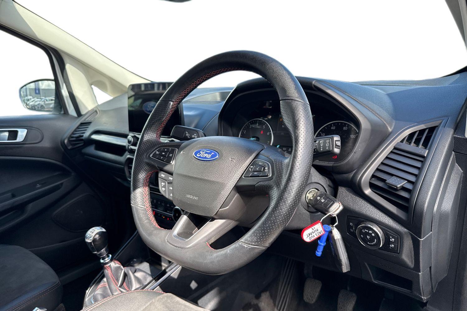 Ford EcoSport Photo 8