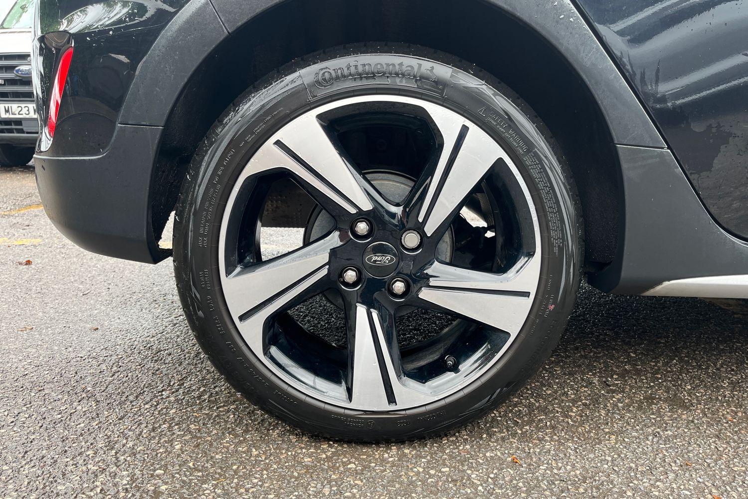 Ford FIESTA Photo 7