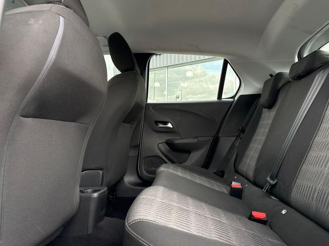 VAUXHALL Corsa Photo 36