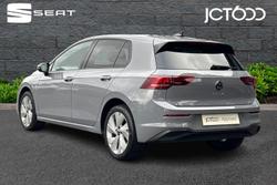 VOLKSWAGEN Golf Photo 3