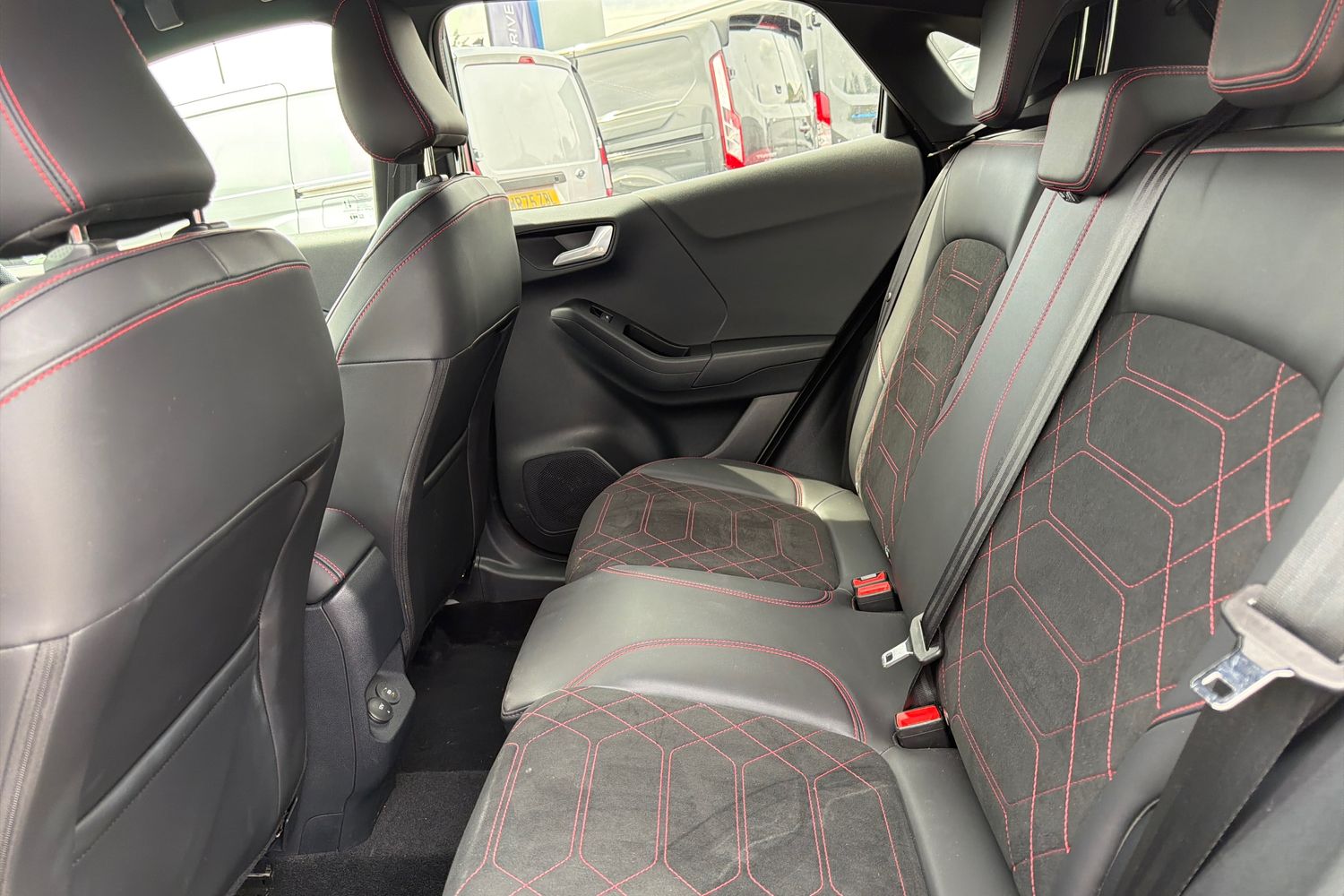 Ford Puma Photo 33