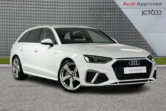 AUDI A4 Avant Photo 1