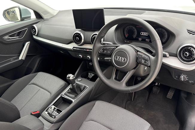 AUDI Q2 Photo 6