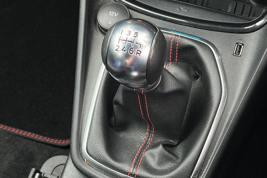 Ford PUMA Photo autoimg-22bc302384257a10e8d00a354280963de2cb3373.jpg