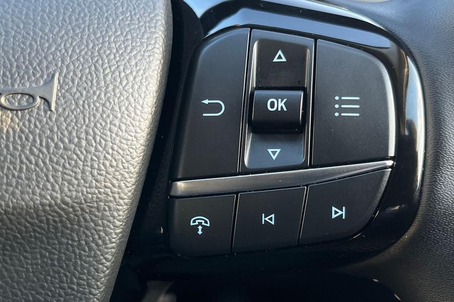 Ford KUGA Photo autoimg-22bc7a4d9c9a72210a169cabd84970fce49d4d0a.jpg