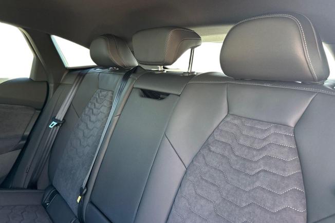 AUDI A6 E-Tron Sportback Photo 9