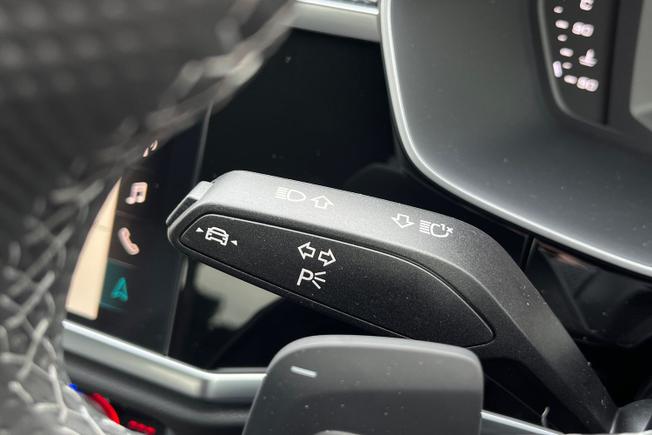 AUDI Q3 Photo 34