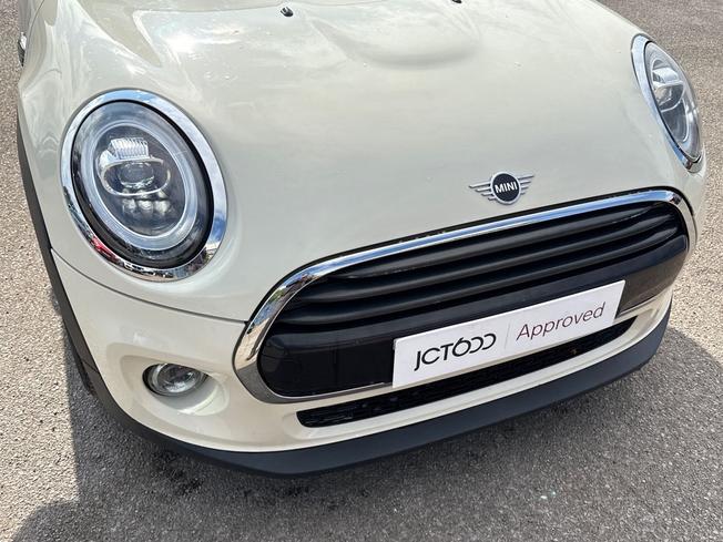 MINI Hatch Photo 29