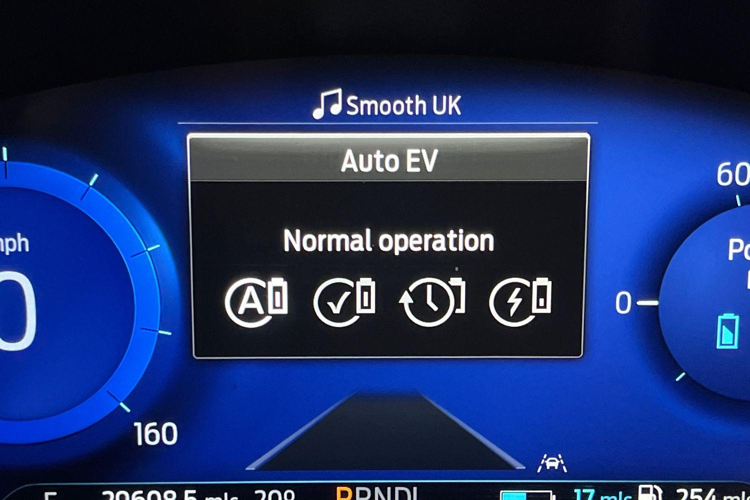 Ford KUGA Photo 36